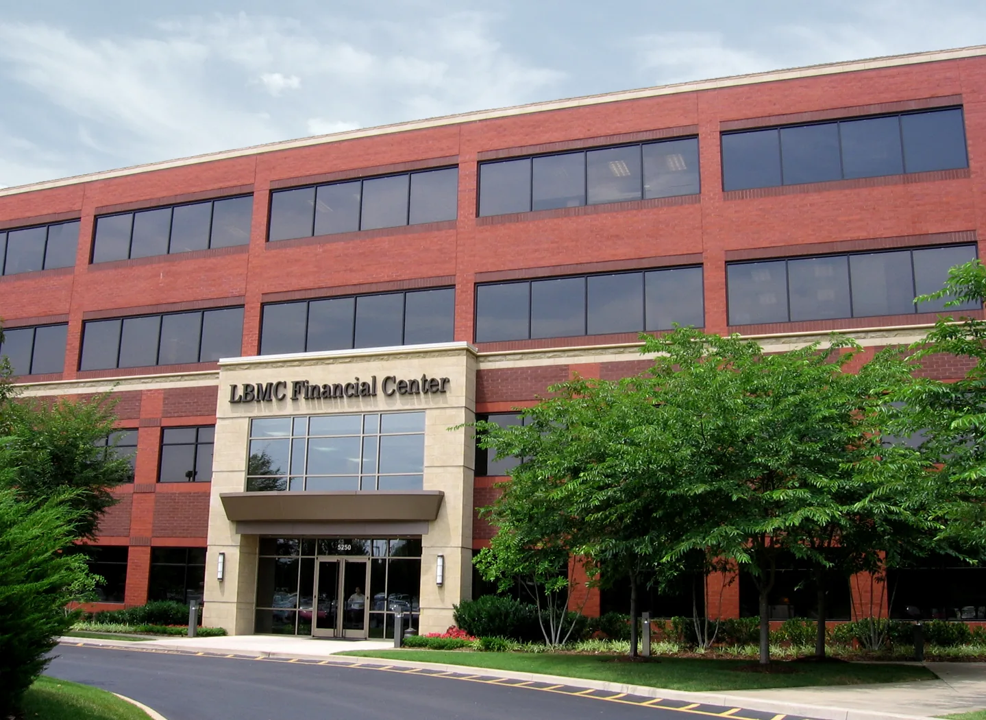 The LBMC Financial Center, a brick office building on Virginia Way in the Maryland Farms business district in Brentwood